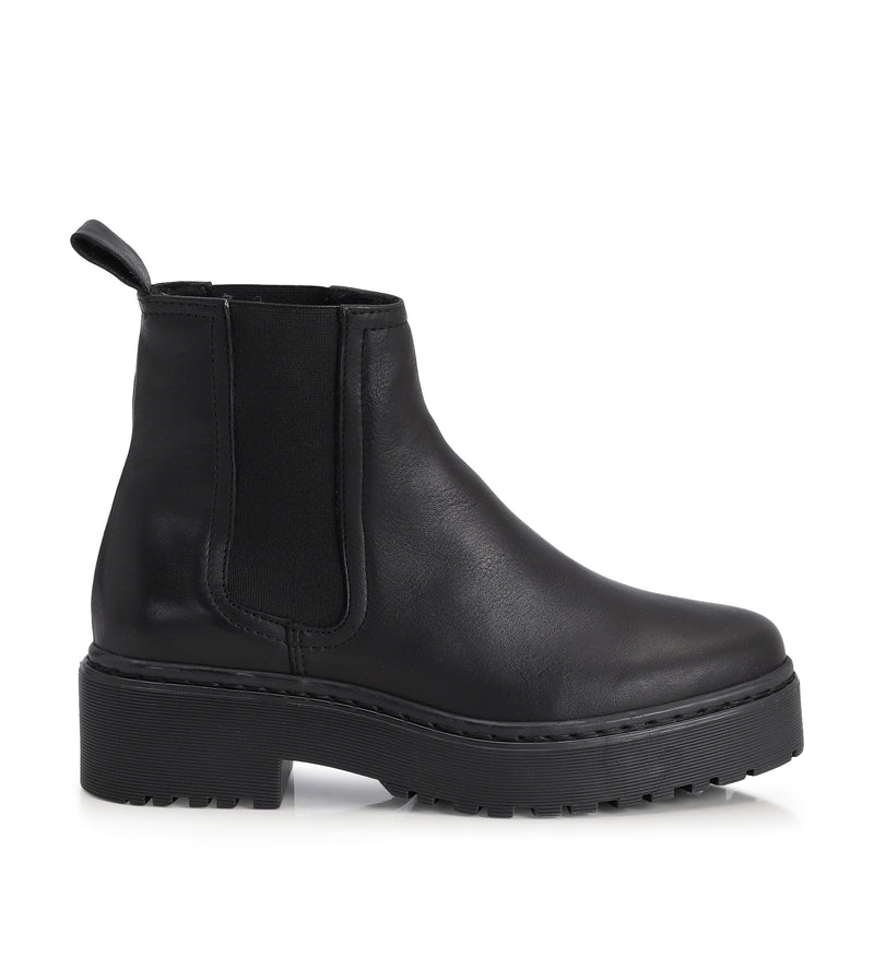 Shoe Biz Belize Short Boot Black