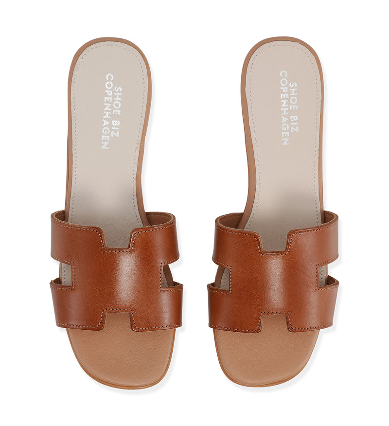 Shoe Biz Claire Sandal Cognac