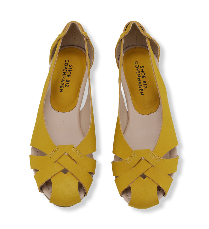 Shoe Biz Hanneine Ballerina Yellow