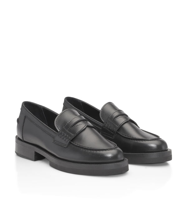 Shoe Biz Scully Loafer Black