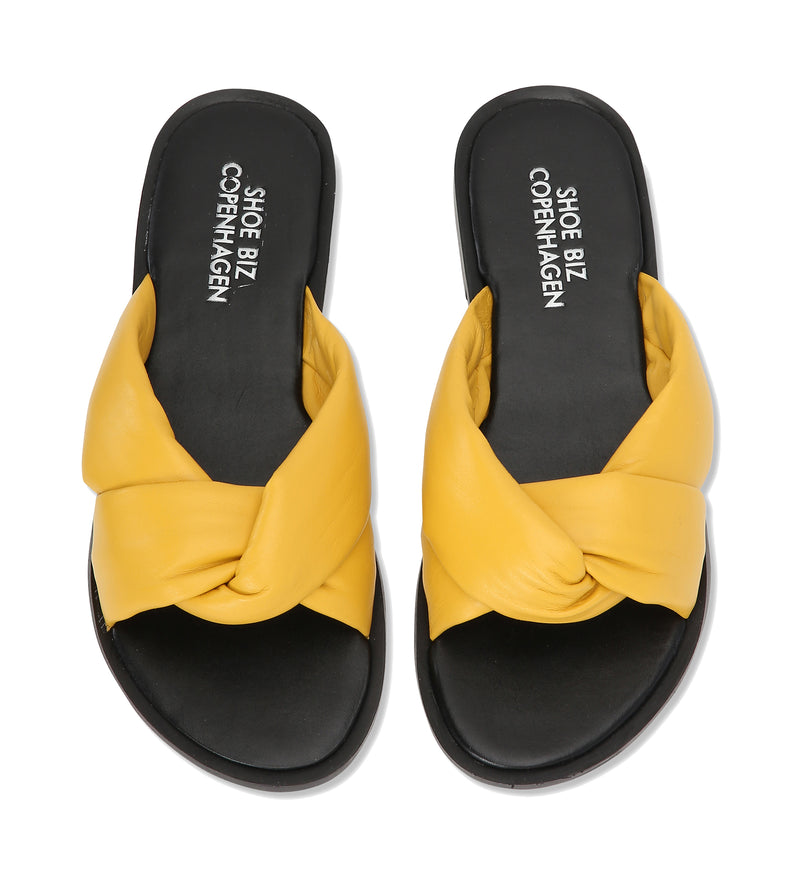 Shoe Biz Hedvig Slipper Yellow