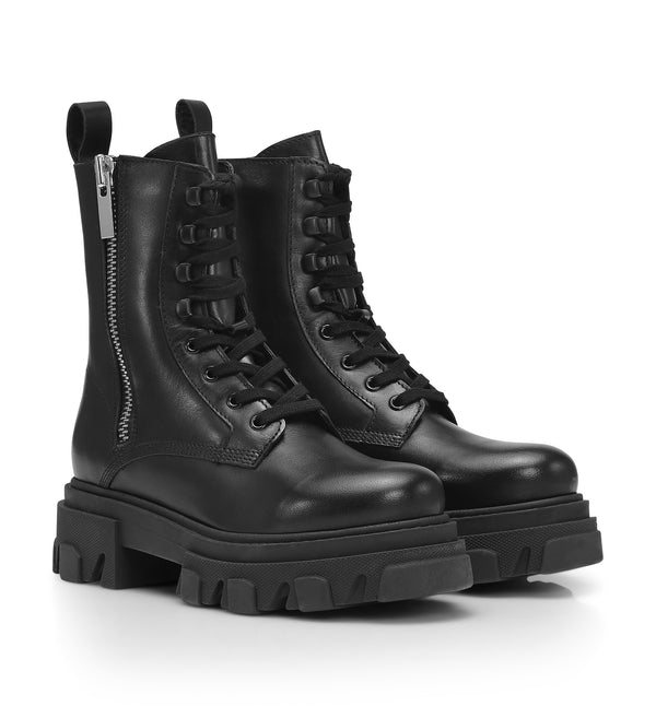 Shoe Biz Uxi Short Boot Black